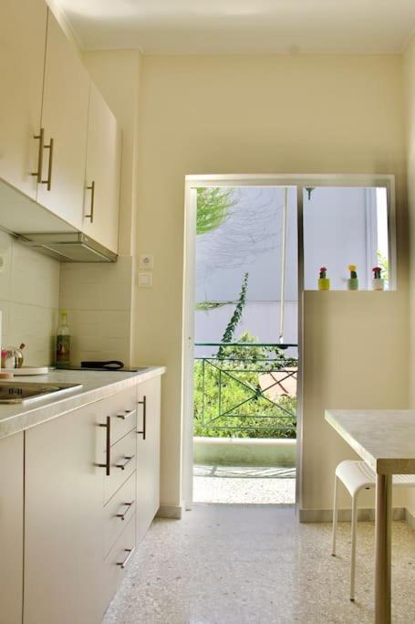 Glyfada Path Of Poets Appartement Athene Buitenkant foto